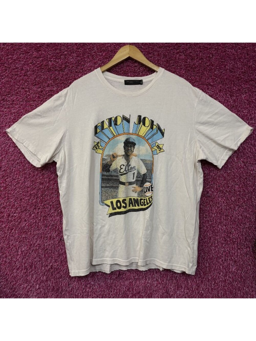 Elton John "Live in Los Angeles 1975" Dodger Stadium Graphic T-Shirt XXL